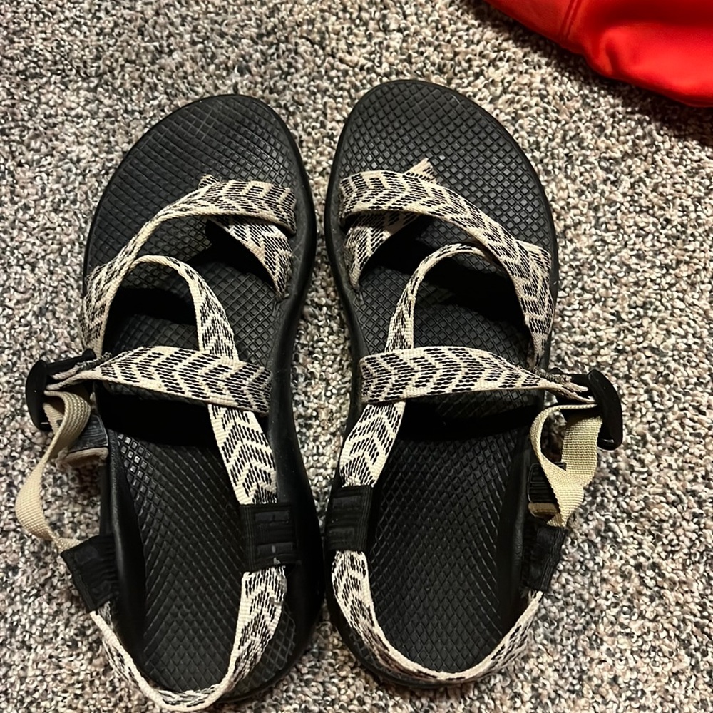 Chaços size 9